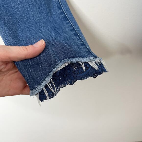 Sofia Vergara Women's Jeans 6 Skinny Ankle Lace Raw Hem Stretch Denim Med Wash - Picture 4 of 10